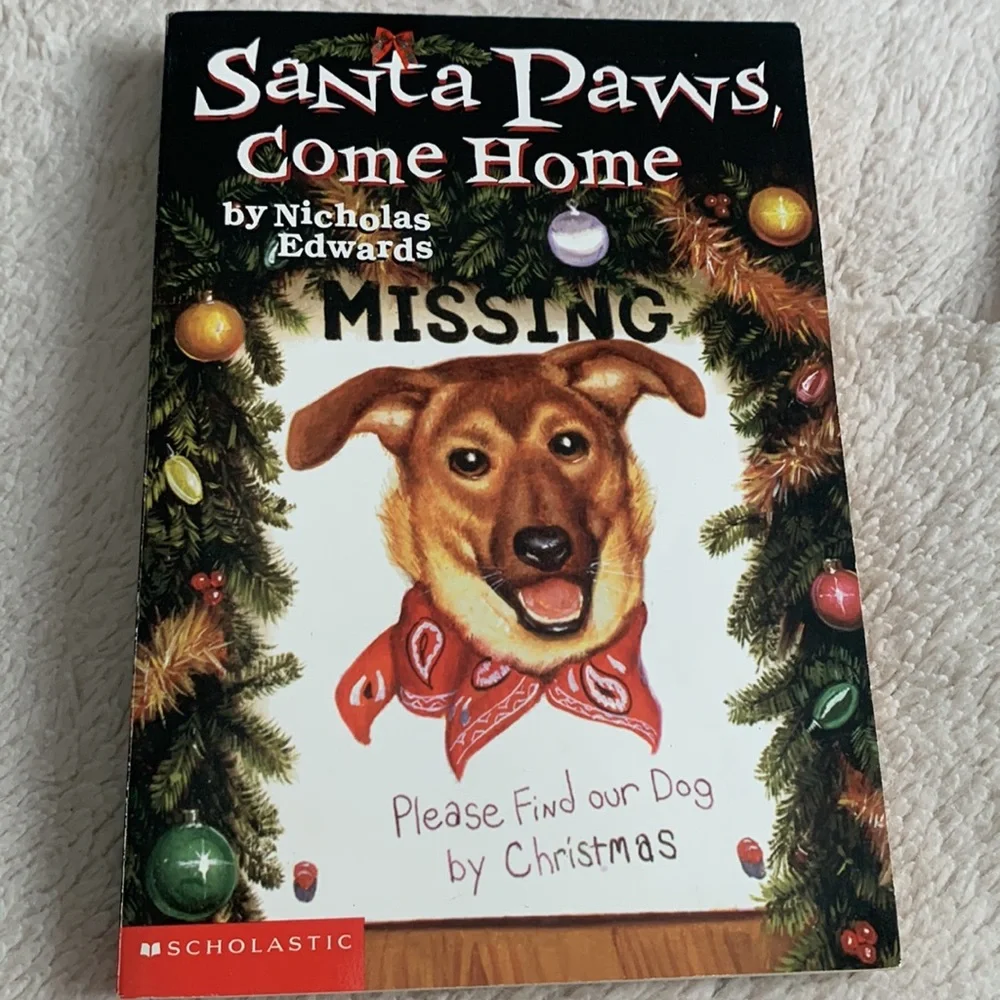 4 Books Santa Paws Boxed Set VGUC Nicholas Edwards